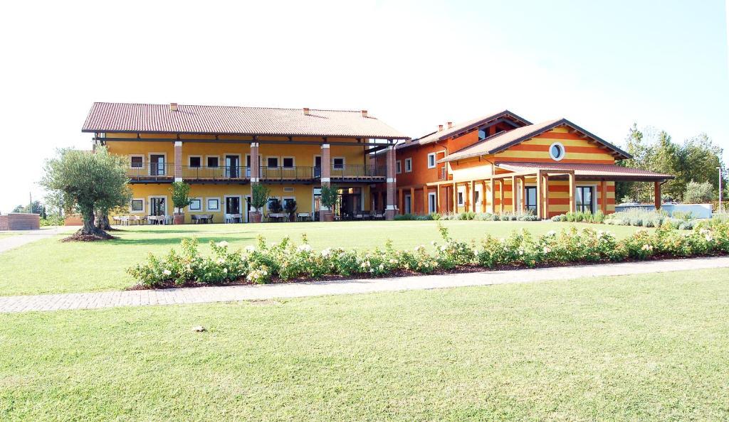 Agriturismo Colombarino Villa Desenzano del Garda Luaran gambar
